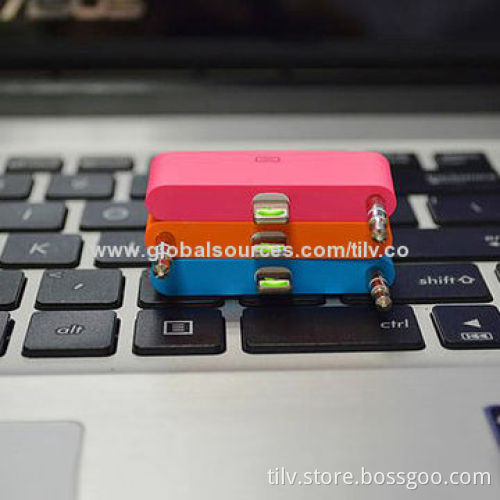 Mini Wireless FM Radio Car Audio Adapter for iPhone 5, Measures 45*20*7mm